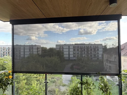 screen-zabudowa-balkonu-z-widokiem